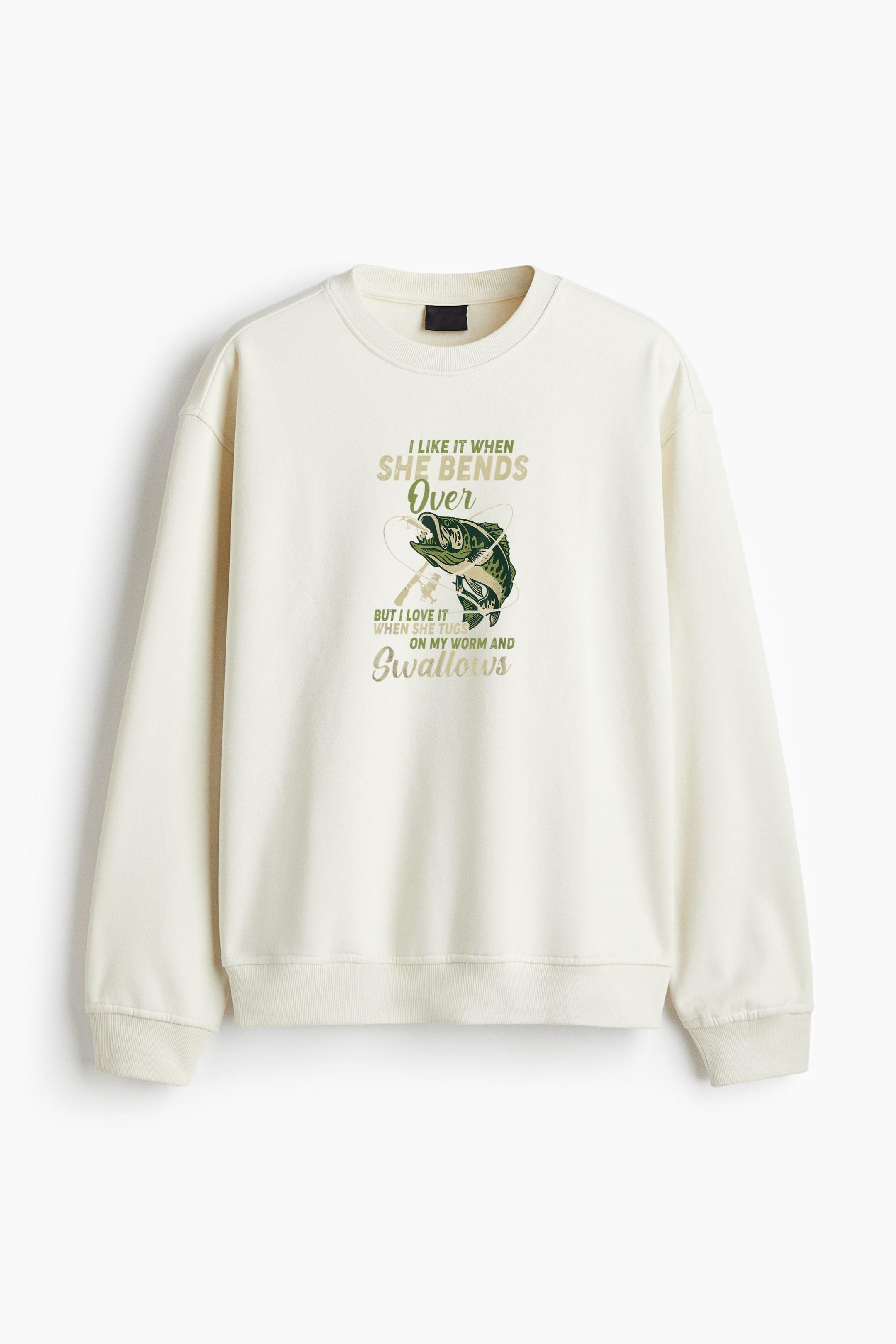 I Like It When She Bends Over Fishing Regular Fit Printed Sweatshirt - Image 4